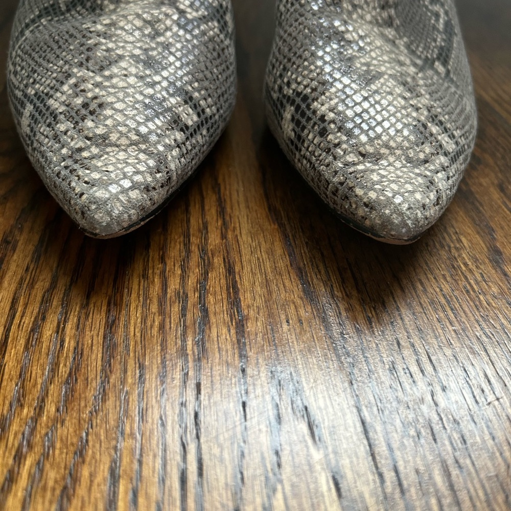 Corso Como Freen Bootie Size 10 - image 2